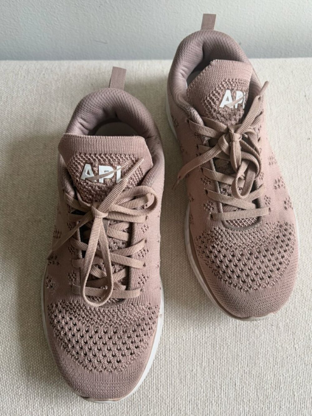 APL Techloom Pro Knit Running Sneakers Shoes Size 8
